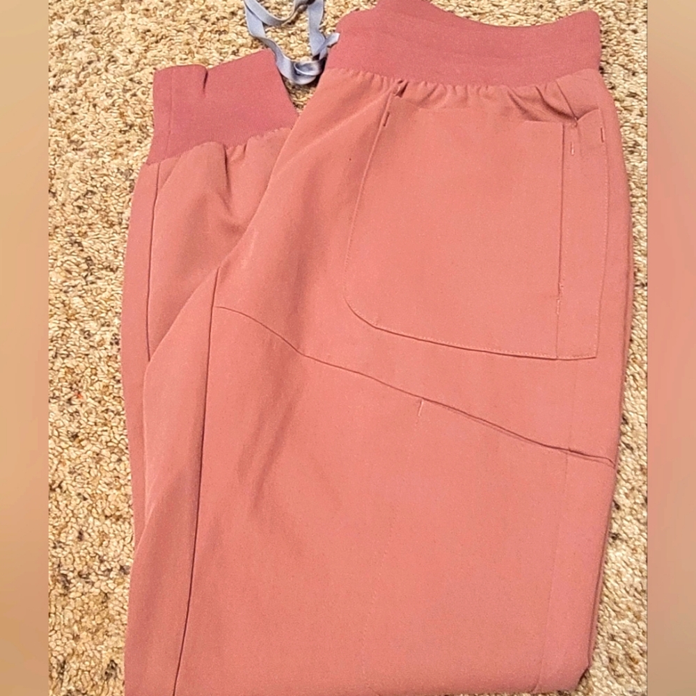 Womens Figs Jogger- Mauve